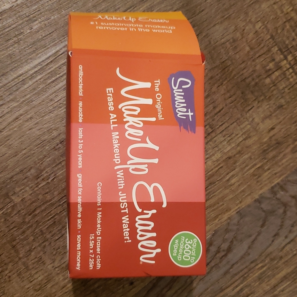 Makeup eraser